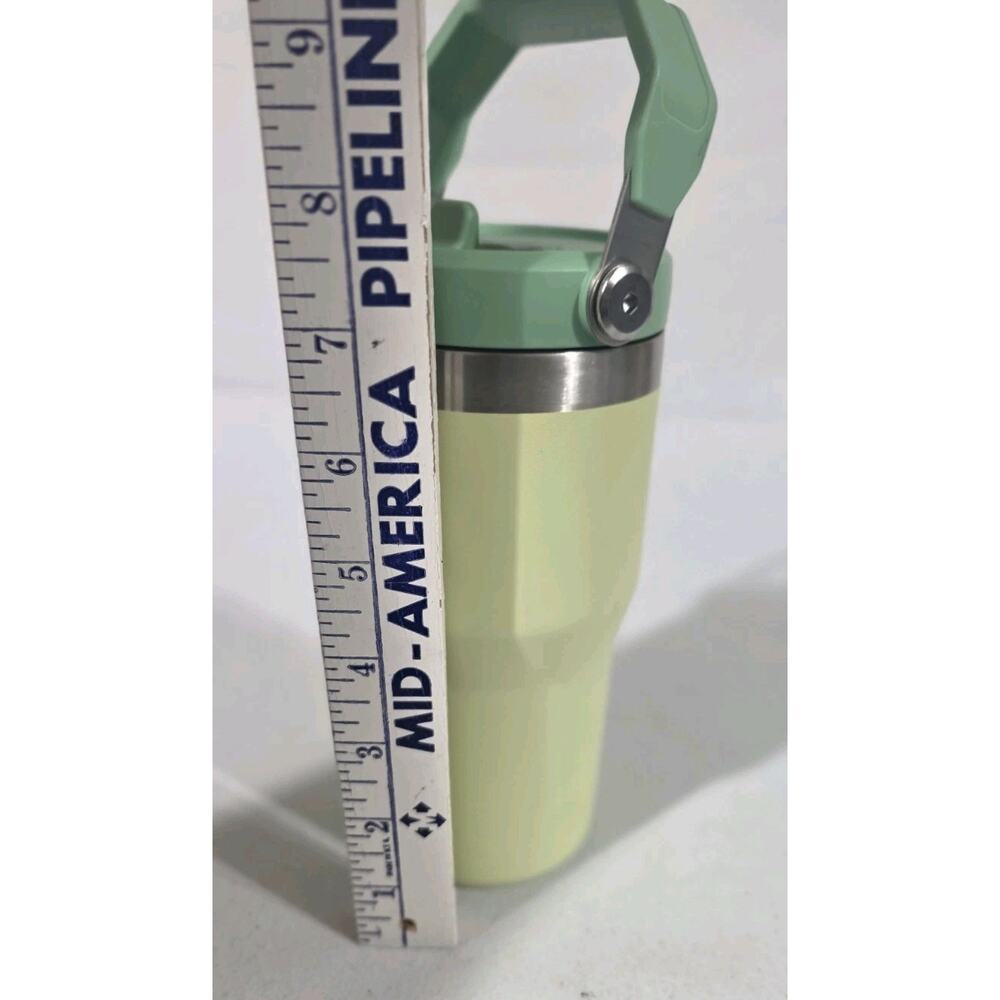 Stanley IceFlow Flip Straw 20 oz Tumbler Water Bottle Green Carry Handle - Picture 5 of 5